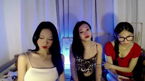 Snapshot of lovely_lianne chatting on 12, 5, 2026 lovely_lianne online show from 12, 5, 2026