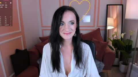 lovely_lo online show from 28, 3, 2026