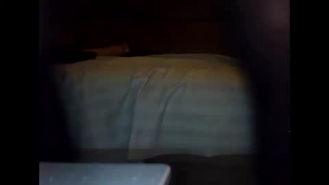 mooie man online show from 9, 3, 2025