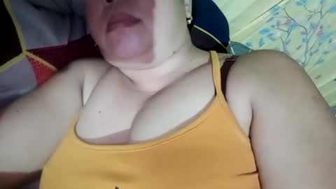 lovely_orchid online show from 27, 1, 2025