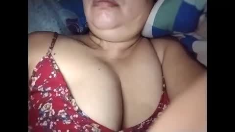 lovely_orchid online show from 15, 12, 2025