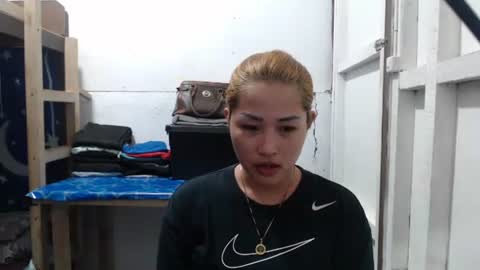 Snapshot of lovely_singlemom chatting on 25, 5, 2026 ask me dear online show from 25, 5, 2026