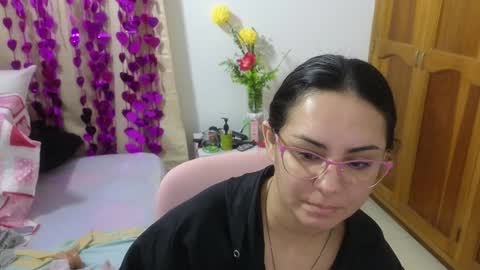 Snapshot of lovely_trix_ chatting on 14, 1, 2025 Trix online show from 14, 1, 2025