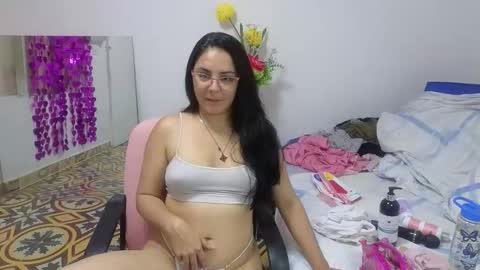 Snapshot of lovely_trix_ chatting on 23, 9, 2025 Trix online show from 23, 9, 2025