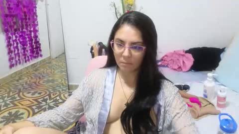 Snapshot of lovely_trix_ chatting on 3, 10, 2025 Trix online show from 3, 10, 2025