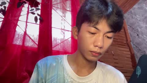 Snapshot of lovelyboy_jm chatting on 13, 5, 2026 lovelyboy_jm online show from 13, 5, 2026