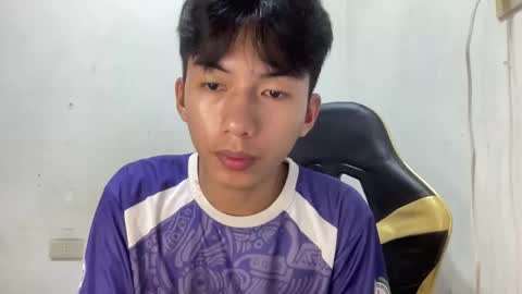 Snapshot of lovelyboy_jm chatting on 9, 6, 2026 lovelyboy_jm online show from 9, 6, 2026