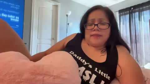 Snapshot of lovelykatiebabe chatting on 3, 10, 2025 lovelykatiebabe online show from 3, 10, 2025