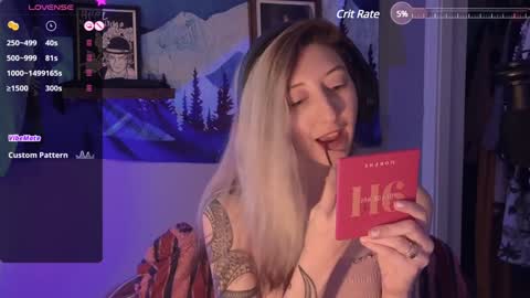 Snapshot of lovelylittlelucyy chatting on 21, 12, 2024 lovelylittlelucyy online show from 21, 12, 2024