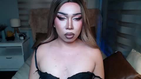 Rebeca online show from 23, 11, 2025