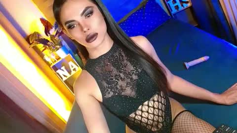 lovelymiss_shyna11 online show from 11, 6, 2026
