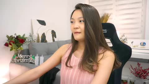 kim online show from 25, 12, 2024