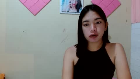 Snapshot of lovelypetitebigcock chatting on 3, 3, 2025 lovelypetitebigcock online show from 3, 3, 2025