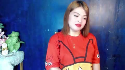 Snapshot of lovelyrhean chatting on 2, 2, 2025 Rhean online show from 2, 2, 2025