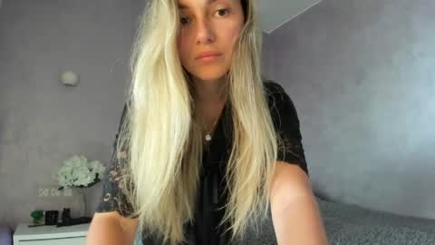 Snapshot of lovelyrose135 chatting on 29, 4, 2026 Lovely Rose online show from 29, 4, 2026