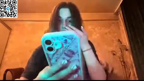 Snapshot of lovelysilk_63 chatting on 24, 4, 2026 ELA online show from 24, 4, 2026