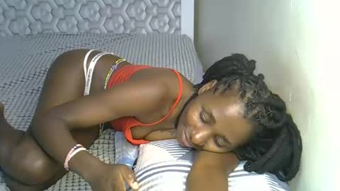 lovelytin online show from 27, 10, 2025