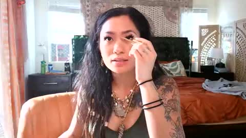 lovelyxmacii online show from 13, 2, 2026