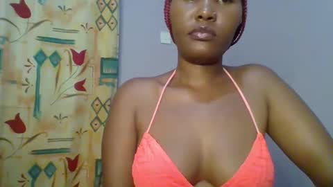 Snapshot of lovelyy_dreams chatting on 26, 4, 2026 Hanna online show from 26, 4, 2026