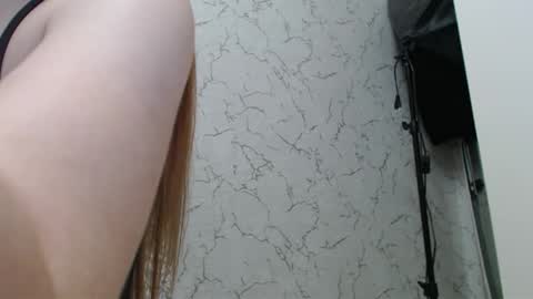 Mary Love online show from 3, 11, 2025