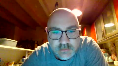 lover010983 online show from 23, 2, 2025