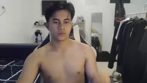 loverboyph04 online show from 18, 12, 2025