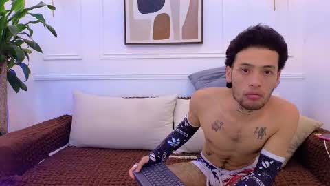 sofia and bryan online show from 7, 3, 2026