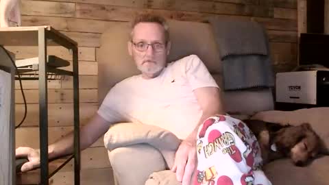 Snapshot of lovesex6565 chatting on 31, 3, 2026 just here to have fun and cum online show from 31, 3, 2026