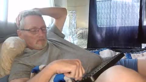 just here to have fun and cum online show from 29, 5, 2026