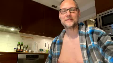 loveshine_ online show from 25, 2, 2025