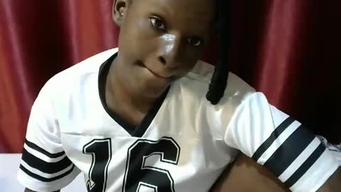 loveslut_ online show from 28, 10, 2025