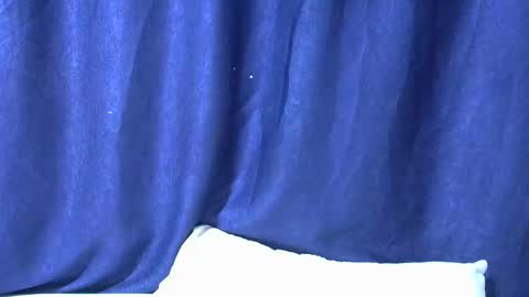 loveslut_ online show from 23, 11, 2025