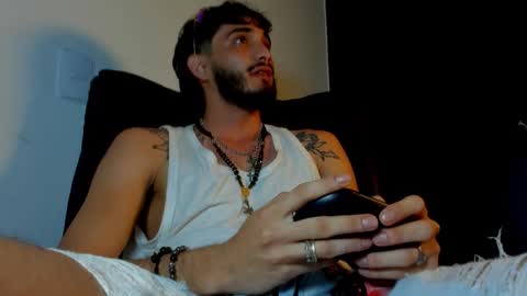 lovexjuxn77 online show from 25, 2, 2026