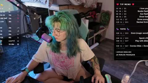 Snapshot of lovilyn24 chatting on 29, 5, 2026 Lovilyn24 online show from 29, 5, 2026
