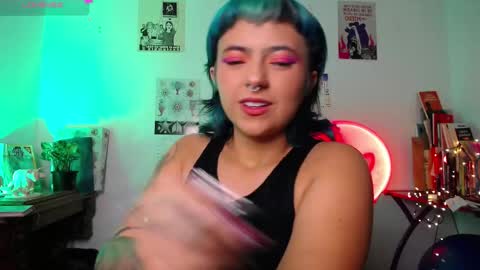 loving_alma online show from 24, 11, 2025