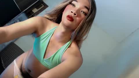 Lovingmonaru969 online show from 18, 9, 2025