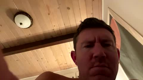 Snapshot of lovinreach chatting on 11, 4, 2026 lovinreach online show from 11, 4, 2026