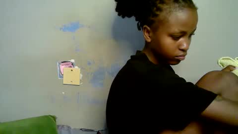 lovly_lastborn1 online show from 9, 4, 2026