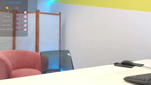 Vikkkk  online show from 10, 3, 2025