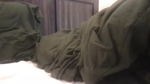 Snapshot of lozivelle chatting on 13, 12, 2025 lozivelle online show from 13, 12, 2025