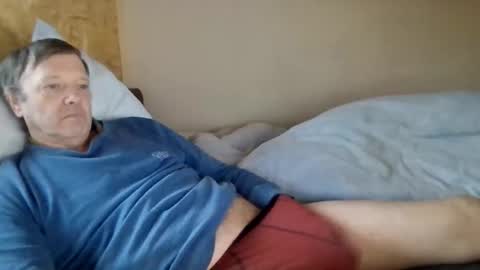 Snapshot of lu485947670865 chatting on 12, 11, 2025 lu485947670865 online show from 12, 11, 2025