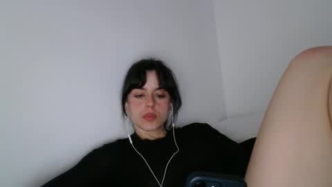 Snapshot of luana789 chatting on 2, 5, 2026 luana online show from 2, 5, 2026