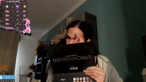 Snapshot of luara_ chatting on 16, 5, 2026 luara_ online show from 16, 5, 2026
