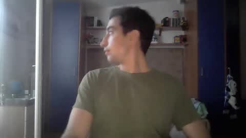 Snapshot of luca_f4 chatting on 11, 9, 2025 Luca online show from 11, 9, 2025
