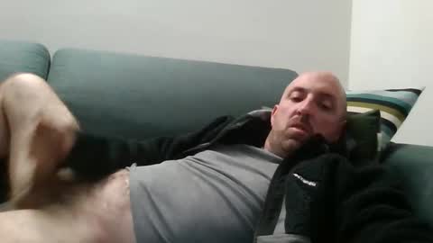 Snapshot of lucabeech88 chatting on 21, 11, 2025 Luca online show from 21, 11, 2025