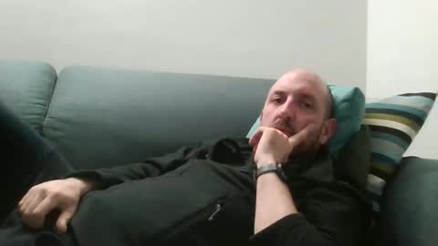 Snapshot of lucabeech88 chatting on 14, 12, 2025 Luca online show from 14, 12, 2025