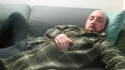 Snapshot of lucabeech88 chatting on 17, 12, 2025 Luca online show from 17, 12, 2025