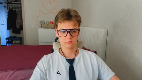 Lucas Gill online show from 23, 3, 2026