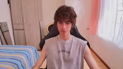 Snapshot of lucas_xo chatting on 21, 9, 2025 lucas_xo online show from 21, 9, 2025