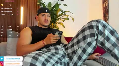 LUCA SANTOS online show from 26, 11, 2025